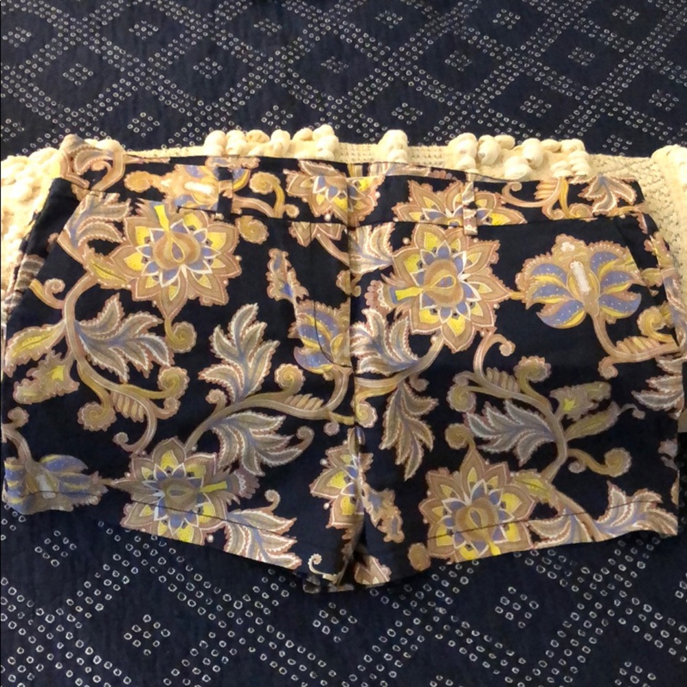 LOFT shorts size: 16
